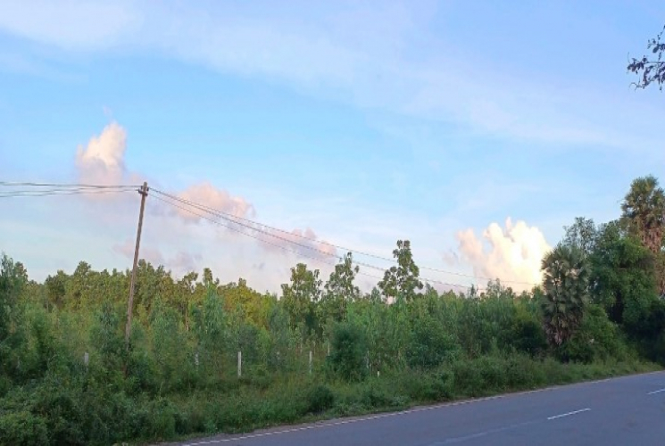 43000 Sq.Ft,  Commercial Land